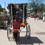 Nicht motorisierte Taxis und Nutzfahrzeuge auf Madagaskar
